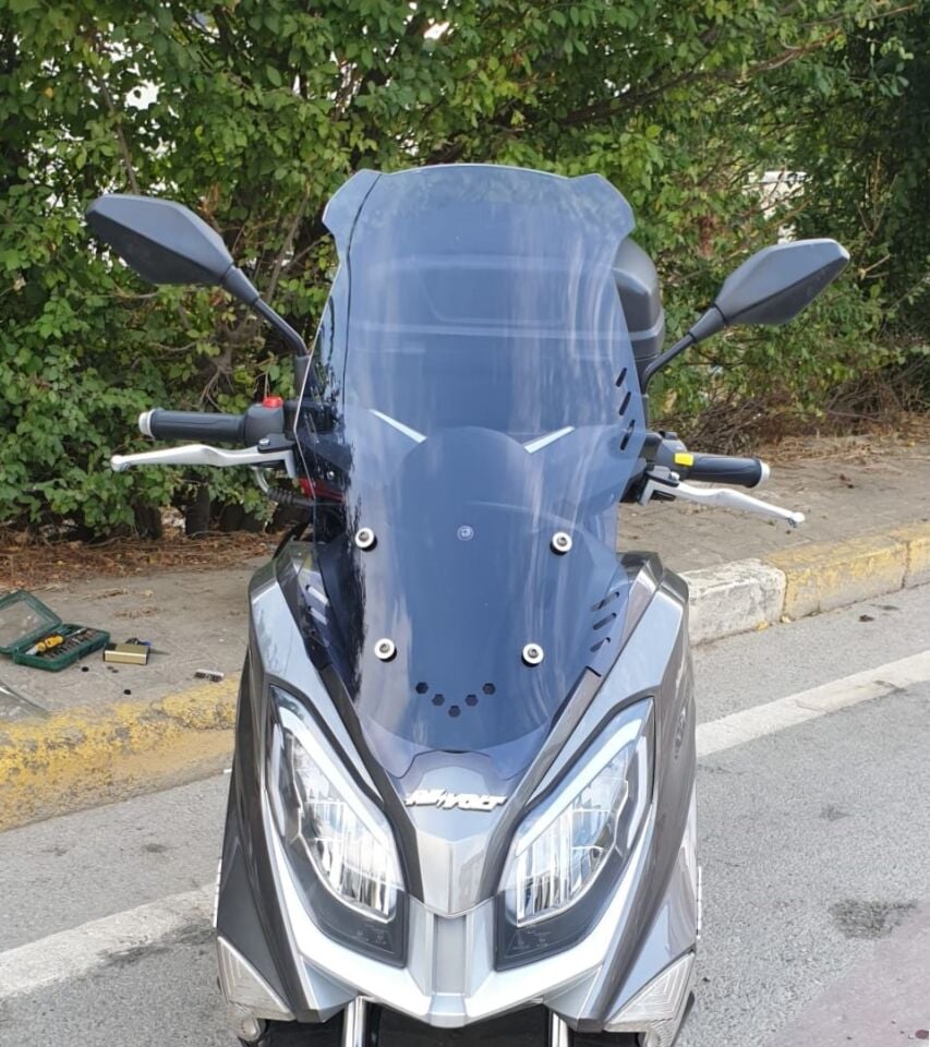 MOTOCAM Volta Revolt Rm5 Ön Cam 2020-2021 Model 65cm Füme Renkli 4mm ORTA BOYLU