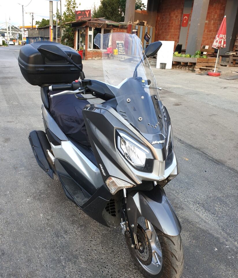 MOTOCAM Volta Revolt Rm5 Ön Cam 2020-2021 Model 65cm Şeffaf Renkli 4mm ORTA BOYLU