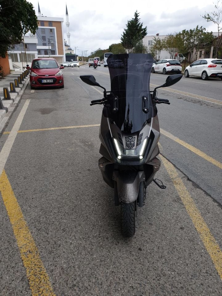 Kymco Skytown 125 Ön Cam 2023-2025 Model 72cm