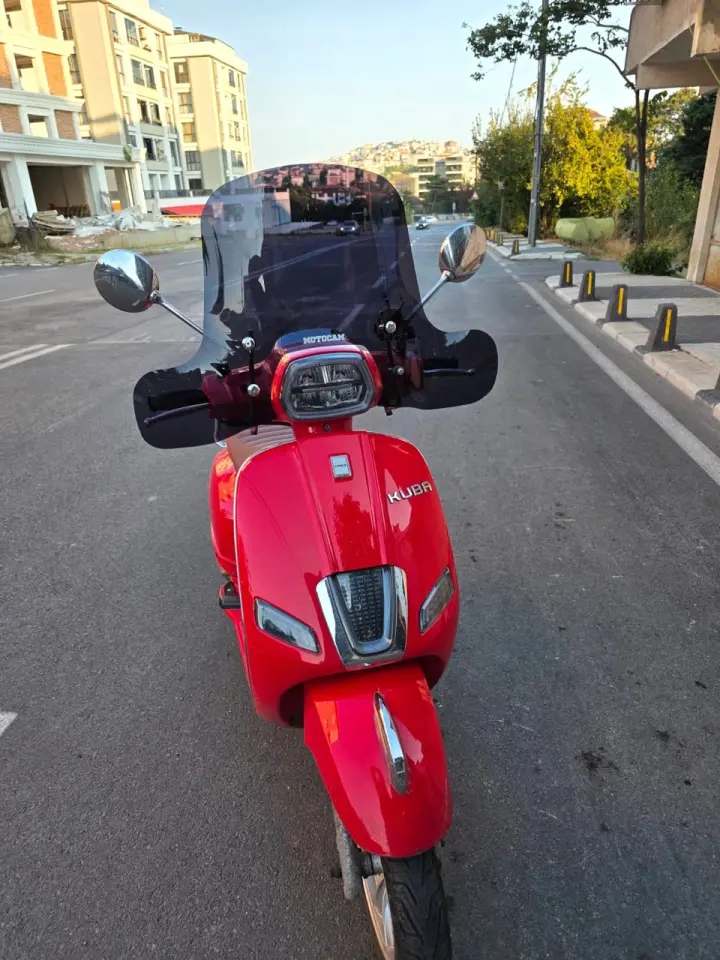 MOTOCAM Kuba Bevely Ön Cam 2022-2026 Model 37cm Siyah Renkli 4mm Elcikli APARATSIZ