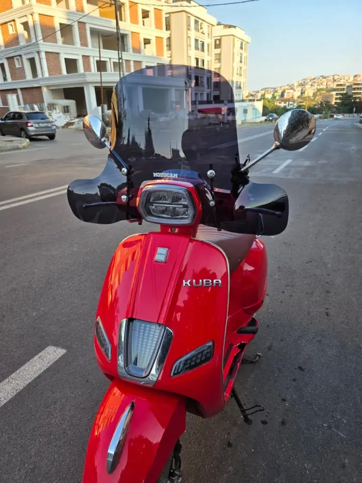 MOTOCAM Kuba Bevely Ön Cam 2022-2026 Model 37cm Siyah Renkli 4mm Elcikli APARATSIZ