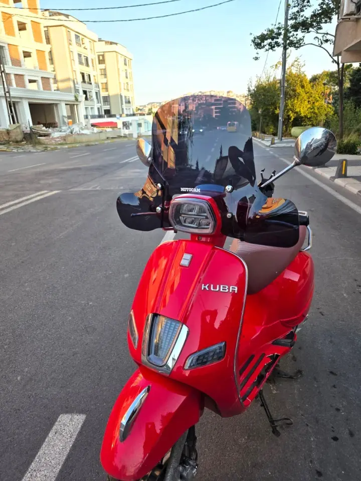 MOTOCAM Kuba Bevely Ön Cam 2022-2026 Model 37cm Siyah Renkli 4mm Elcikli APARATSIZ