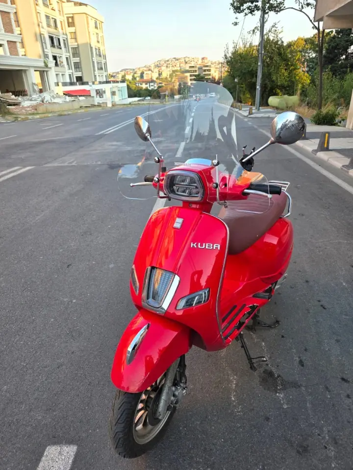MOTOCAM Kuba Bevely Ön Cam 2022-2026 Model 37cm Şeffaf Renkli 4mm Elcikli APARATSIZ