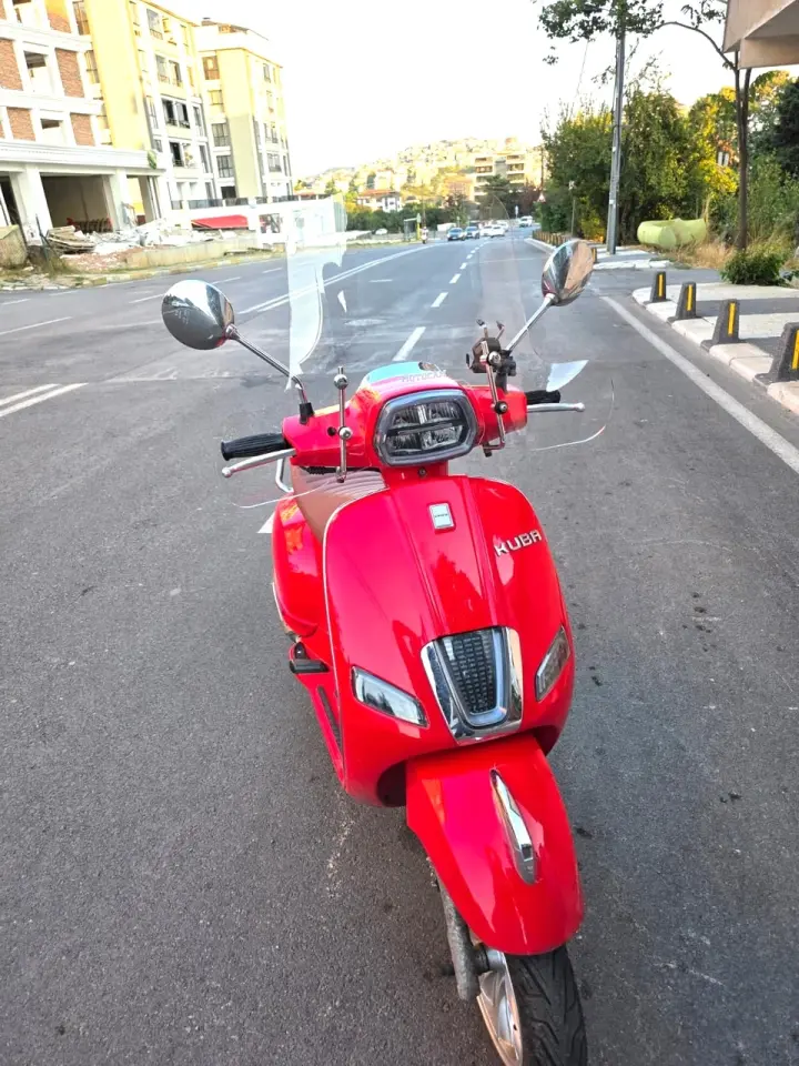 MOTOCAM Kuba Bevely Ön Cam 2022-2026 Model 37cm Şeffaf Renkli 4mm Elcikli APARATSIZ