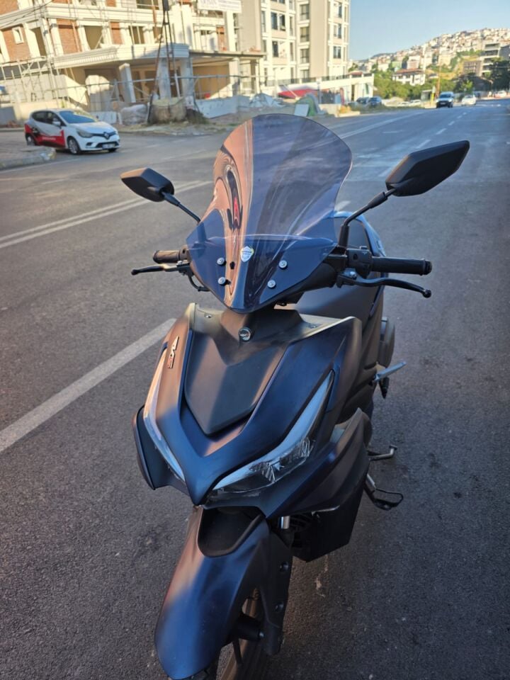 MOTOCAM Volta Revolt RSX3 Ön Cam 2022-2026 Model 43cm Füme Renkli SPORTİF