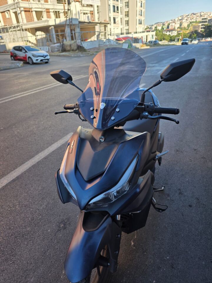 MOTOCAM Volta Revolt RSX3 Ön Cam 2022-2026 Model 43cm Füme Renkli SPORTİF