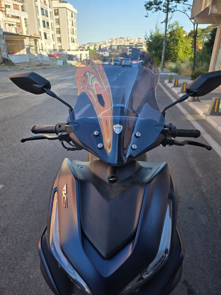 MOTOCAM Volta Revolt RSX3 Ön Cam 2022-2026 Model 43cm Füme Renkli SPORTİF