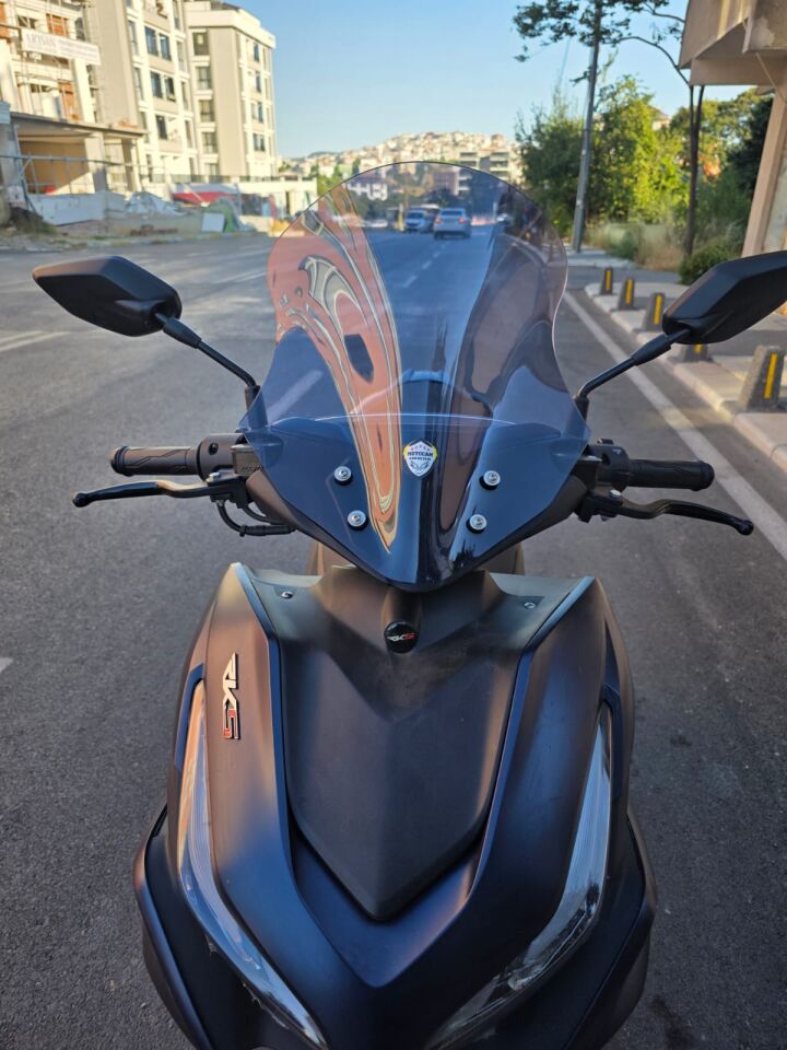 MOTOCAM Volta Revolt RSX3 Ön Cam 2022-2026 Model 43cm Füme Renkli SPORTİF