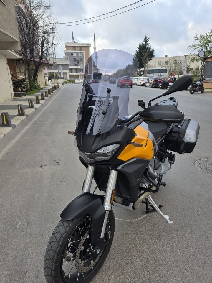 MOTOCAM Moto Guzzi Stelvio Ön Cam 2024-2026 Model 57cm Füme Renkli 4mm
