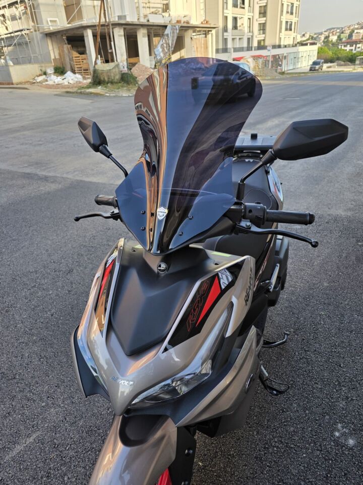 MOTOCAM Volta Revolt RSX3 Ön Cam 2022-2026 Model 54cm Siyah Renkli SPORTİF