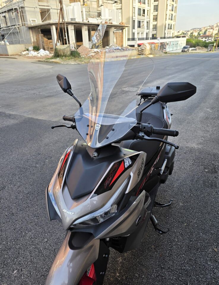 MOTOCAM Volta Revolt RSX3 Ön Cam 2022-2026 Model 54cm Şeffaf Renkli SPORTİF