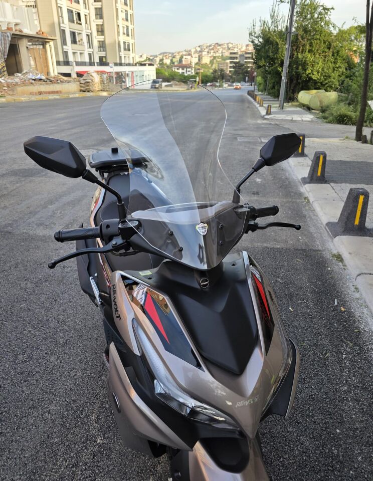 MOTOCAM Volta Revolt RSX3 Ön Cam 2022-2026 Model 54cm Şeffaf Renkli SPORTİF