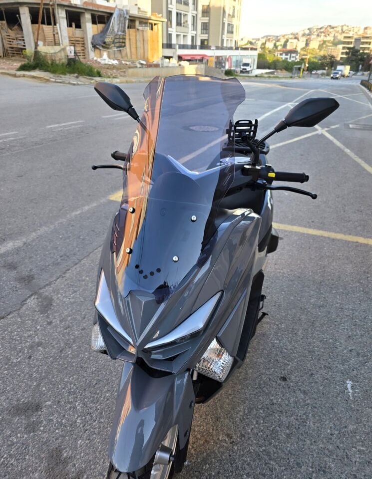 MOTOCAM Volta Revolt RSX4 Ön Cam 2022-2026 Model 65cm Füme Renkli 4mm ORTA BOYLU