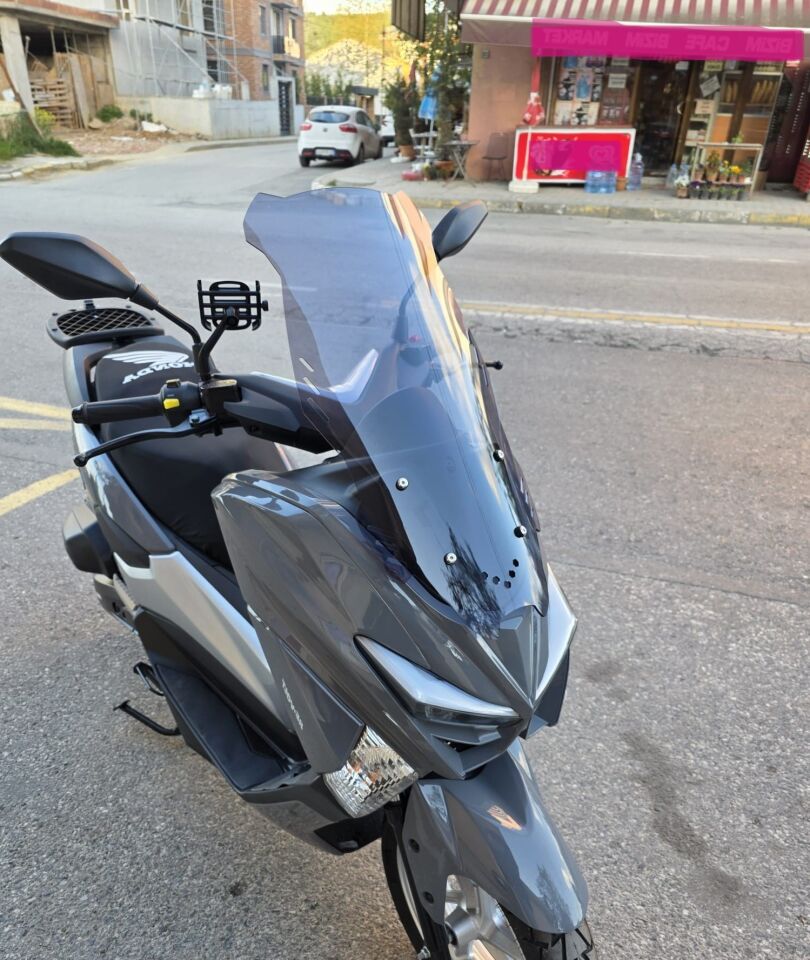 MOTOCAM Volta Revolt RSX4 Ön Cam 2022-2026 Model 65cm Füme Renkli 4mm ORTA BOYLU