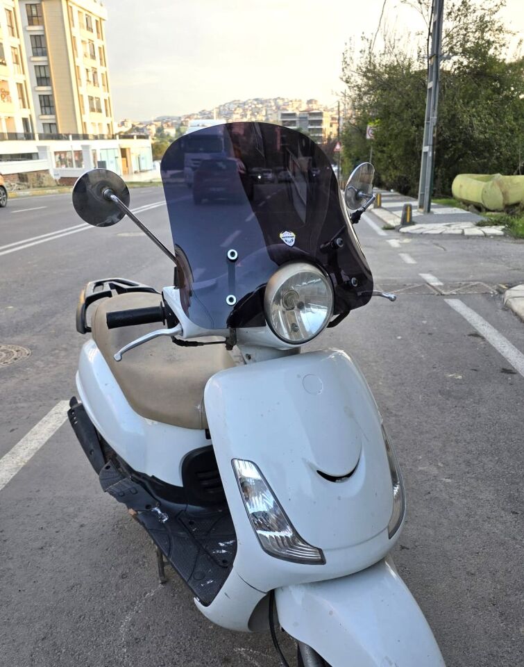 MOTOCAM SYM Fiddle III 125 Ön Cam 2016-2022 Model 44cm Siyah Renkli APARATSIZ