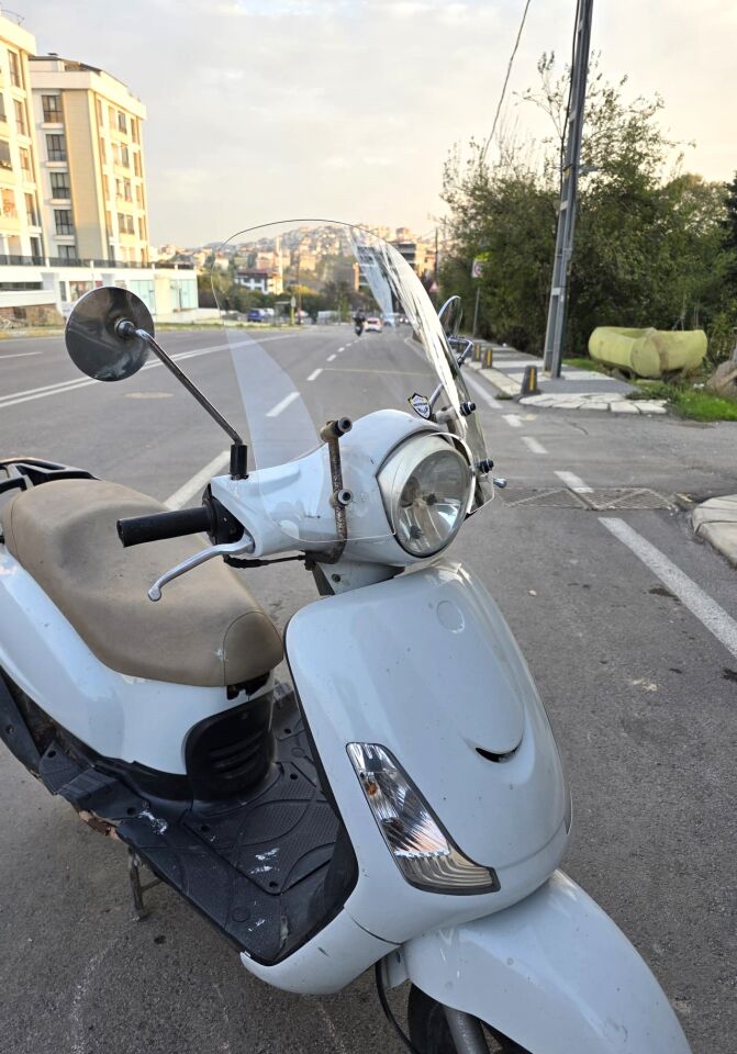 MOTOCAM SYM Fiddle IV 125 Ön Cam 2023-2024 Model 44cm Şeffaf Renkli APARATSIZ
