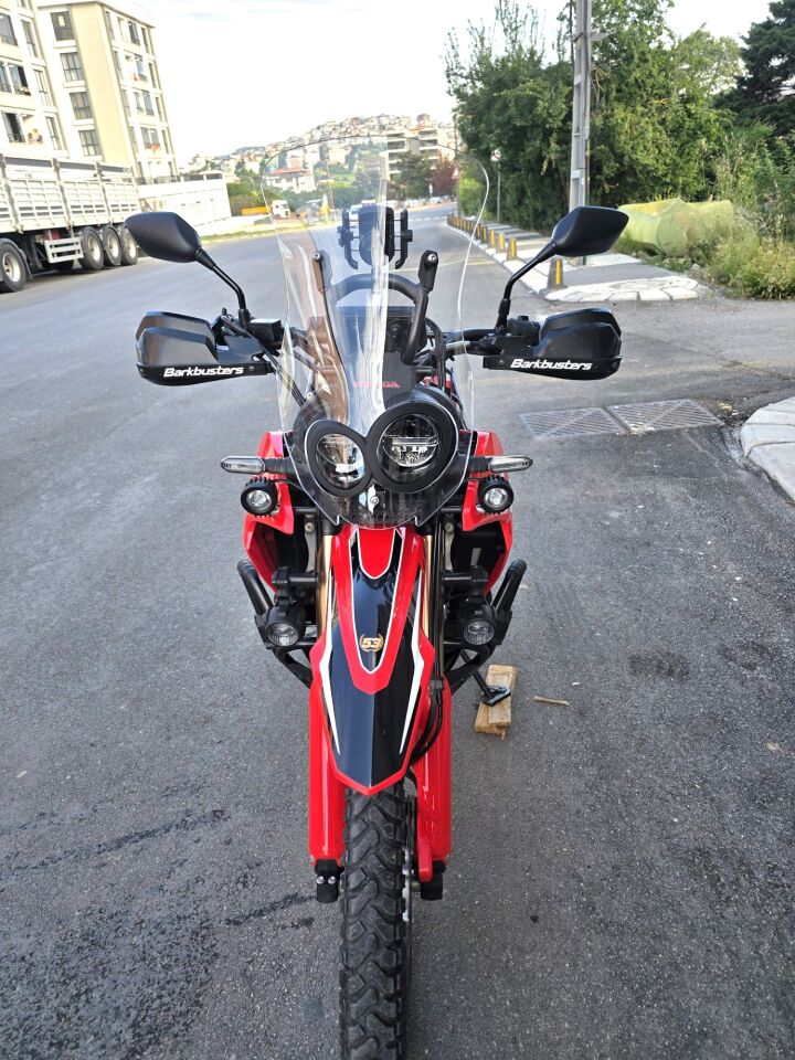 MOTOCAM Honda CRF 300 Rally Ön Cam 2017-2026-2026 Model 56cm Şeffaf Renkli 4mm