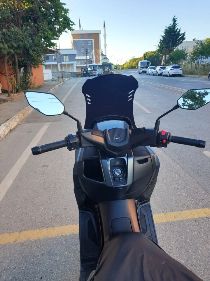 MOTOCAM Volta Revolt RSX5 Ön Cam 2022-2026 Model 55cm Siyah Renkli 4mm