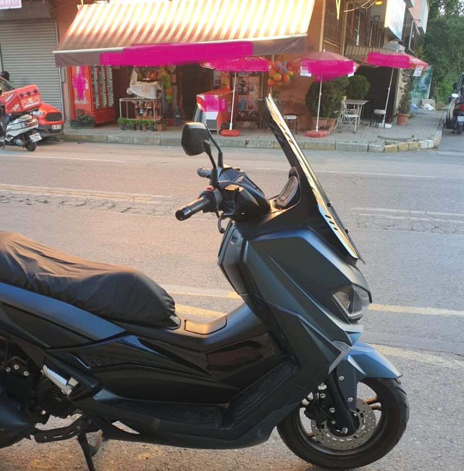 MOTOCAM Volta Revolt RSX5 Ön Cam 2022-2026 Model 55cm Siyah Renkli 4mm