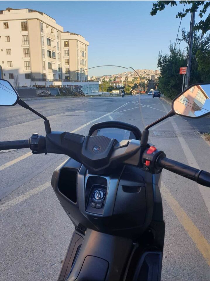 MOTOCAM Volta Revolt RSX5 Ön Cam 2022-2026 Model 65cm Şeffaf Renkli 4mm