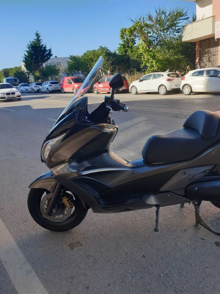 MOTOCAM Volta Revolt RSX5 Ön Cam 2022-2026 Model 65cm Şeffaf Renkli 4mm