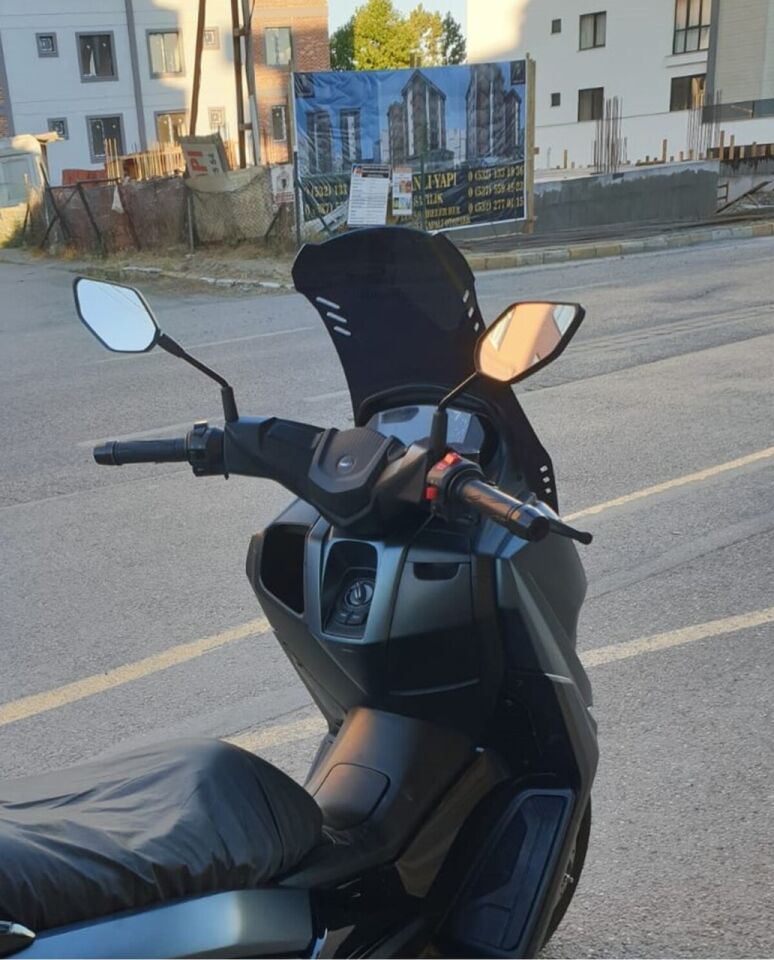 MOTOCAM Volta Revolt RSX5 Ön Cam 2022-2026 Model 75cm Siyah Renkli 4mm