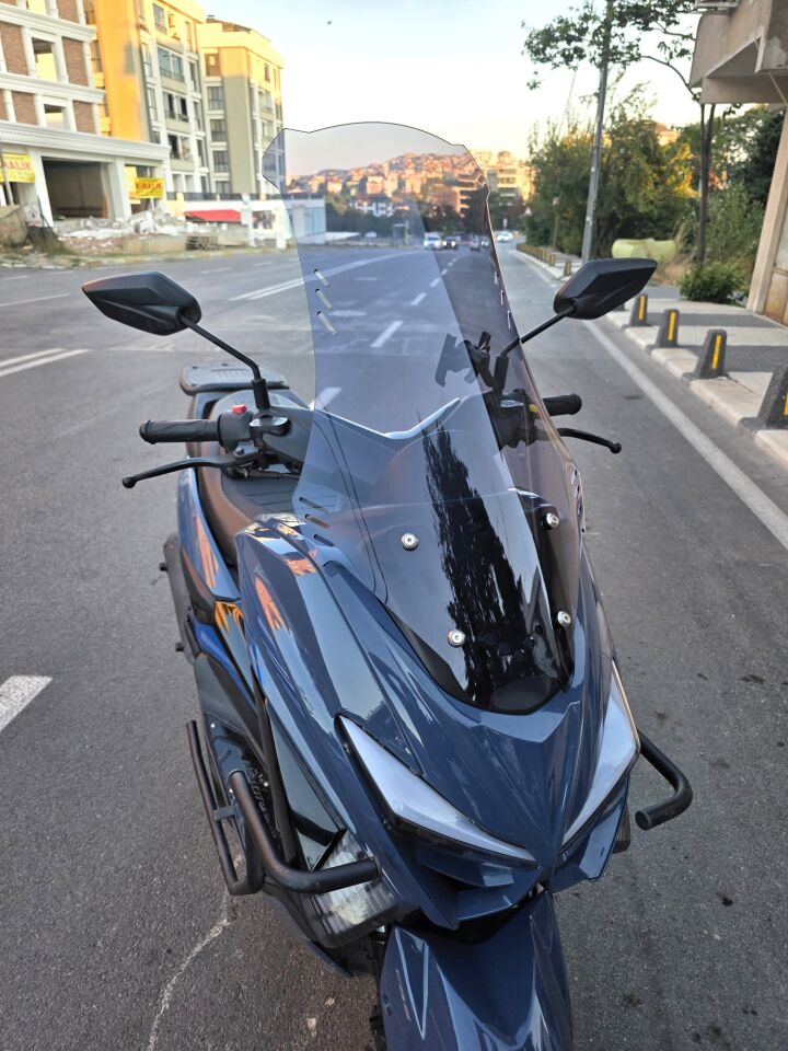 MOTOCAM Küba Newcity 125 Ön Cam 2023-2026 Model 75cm Füme Renkli 4mm UZUN