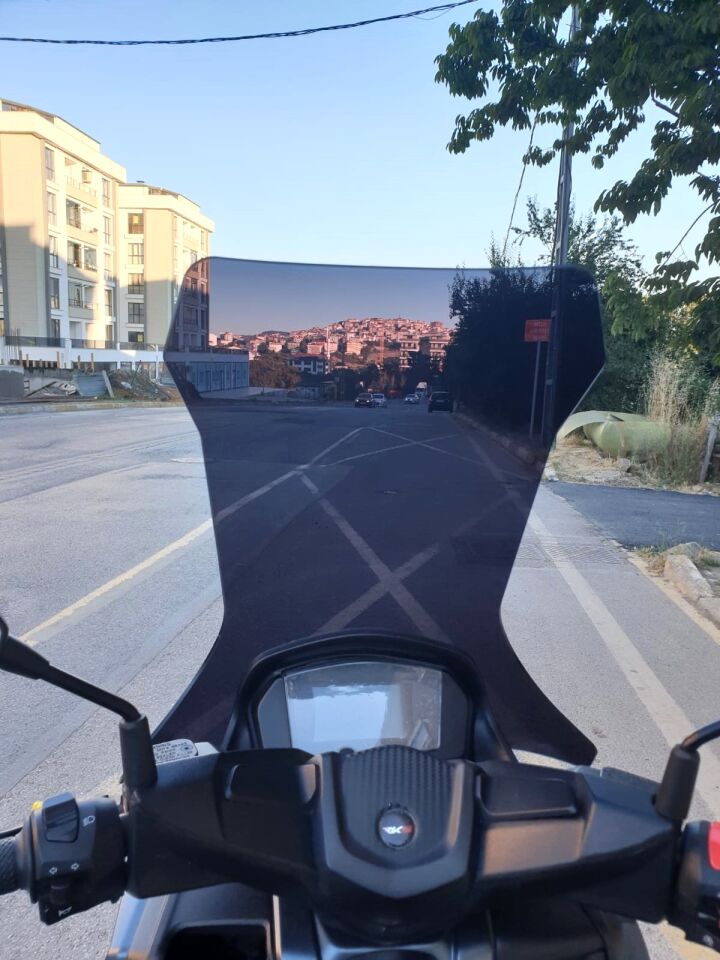 MOTOCAM Volta Revolt RSX5 Ön Cam 2022-2026 Model 78cm Siyah Renkli 4mm