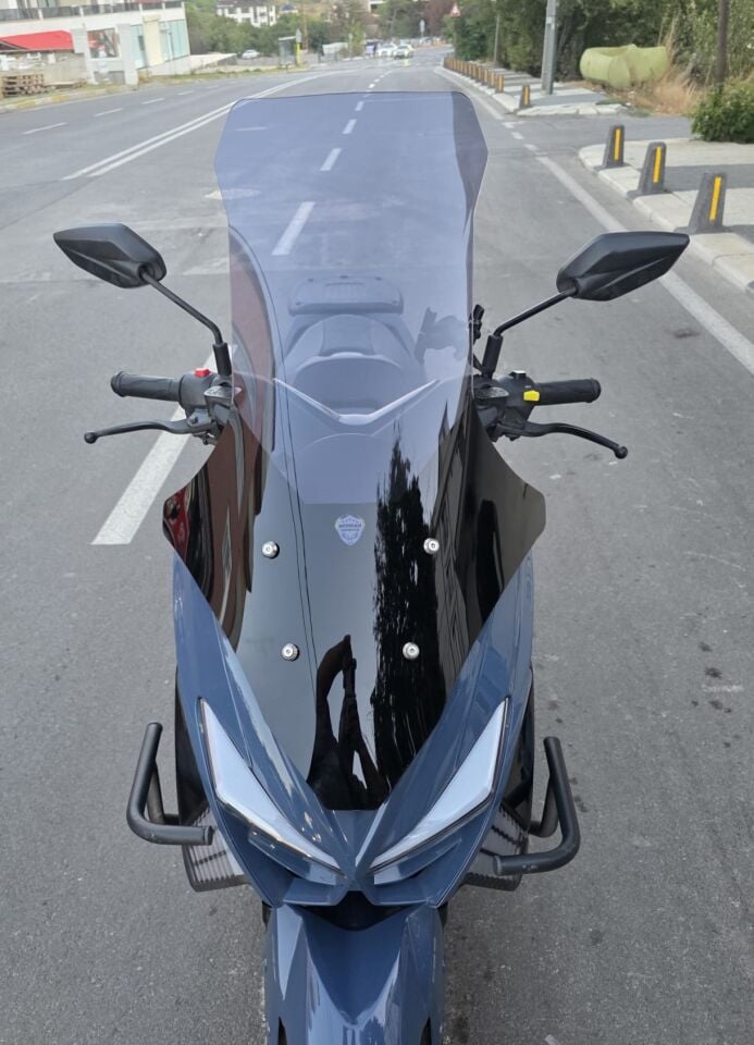 MOTOCAM Küba Newcity 125 Ön Cam 2023-2026 Model 78cm Füme Renkli 4mm UZUN