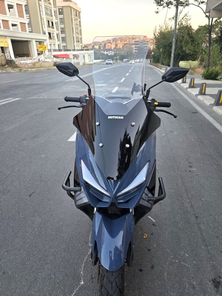 MOTOCAM Küba Newcity 125 Ön Cam 2023-2026 Model 78cm Şeffaf Renkli 4mm UZUN