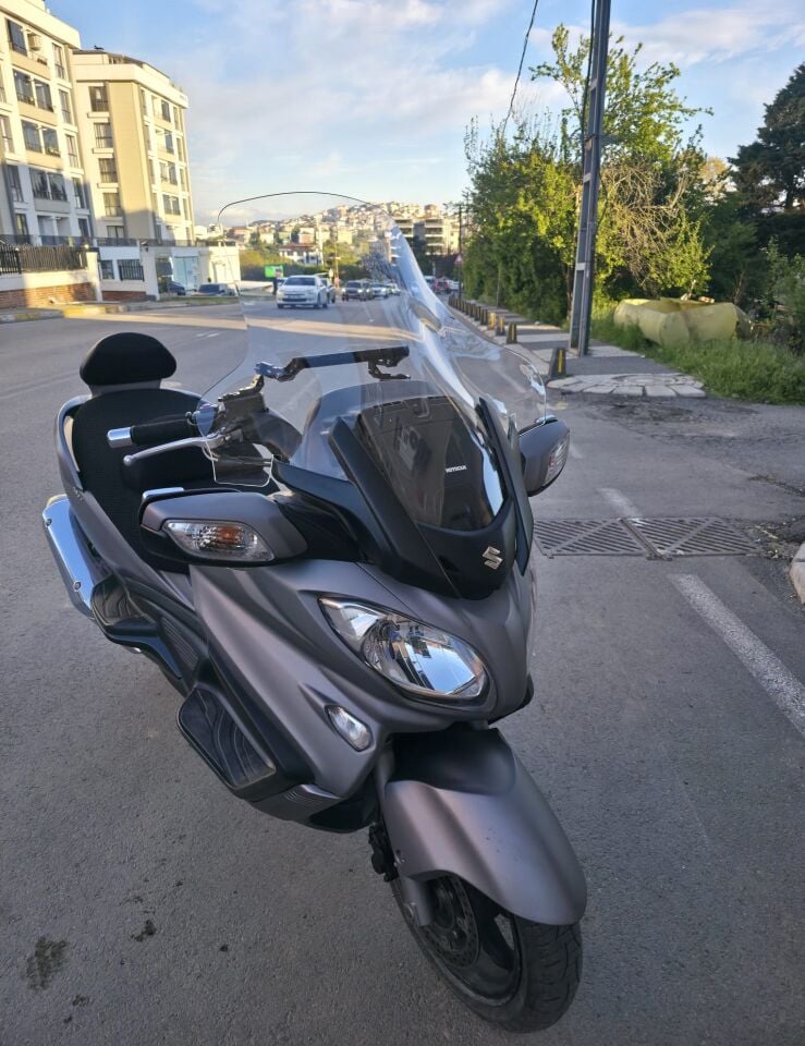 MOTOCAM Suzuki Burgman 650 Ön Cam 2013-2018 Model 76cm Şeffaf Renkli 4mm