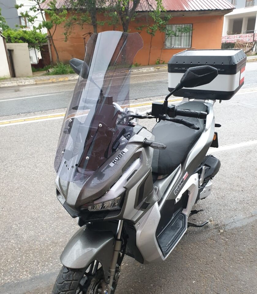 MOTOCAM Küba Rubano 150 Ön Cam 2023-2026 Model 75cm Füme Renkli 4mm UZUN