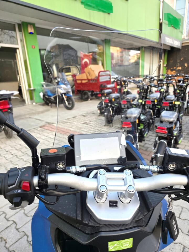 MOTOCAM Volta Revolt RSX7 Ön Cam 2022-2026 Model 65cm Şeffaf Renkli 4mm
