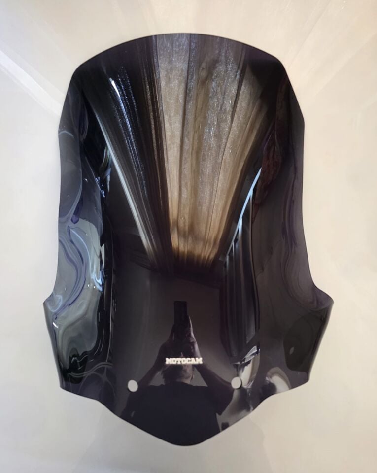 MOTOCAM Triumph Tiger 800 XC Ön Cam 2010-2017 Model 59cm Siyah Renkli 4mm