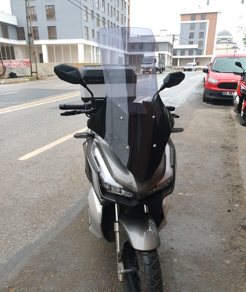 MOTOCAM Küba Rubano 150 Ön Cam 2023-2026 Model 78cm Füme Renkli 4mm UZUN