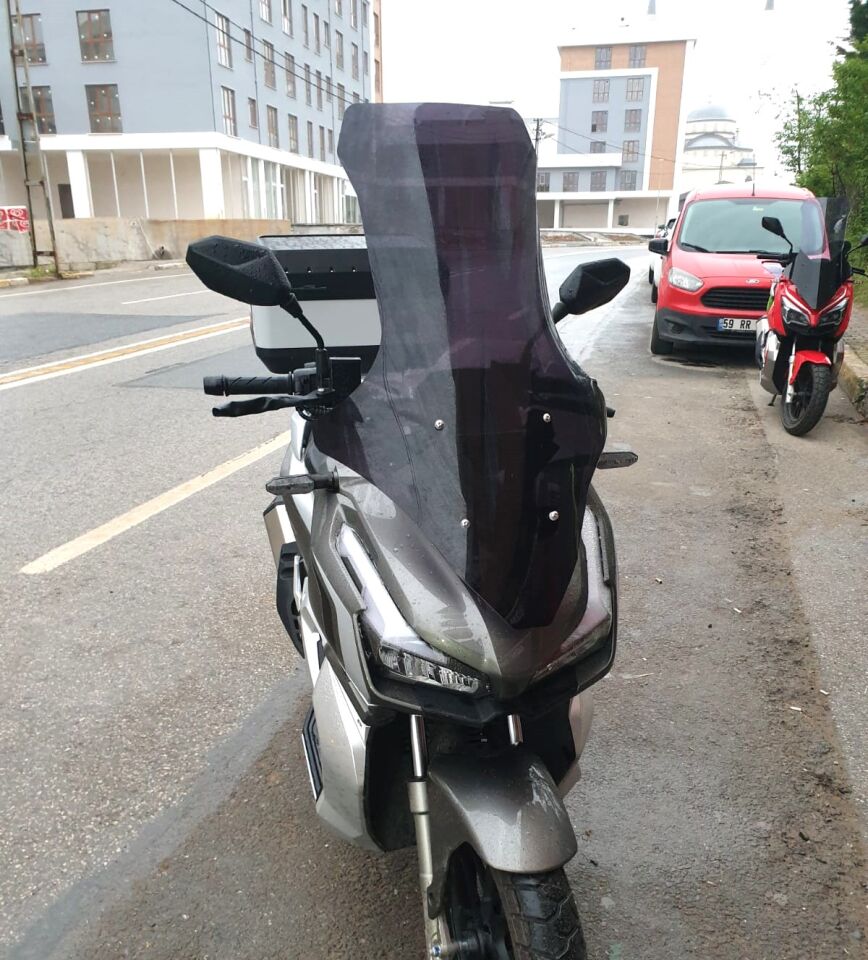 MOTOCAM Küba Rubano 150 Ön Cam 2023-2026 Model 78cm Siyah Renkli 4mm