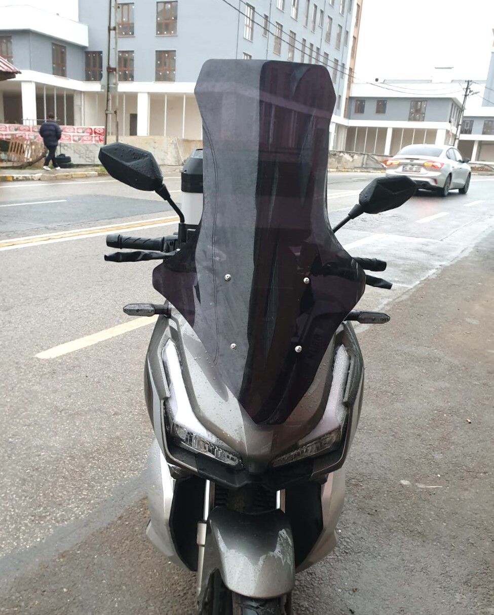 MOTOCAM Küba Rubano 150 Ön Cam 2023-2026 Model 78cm Siyah Renkli 4mm