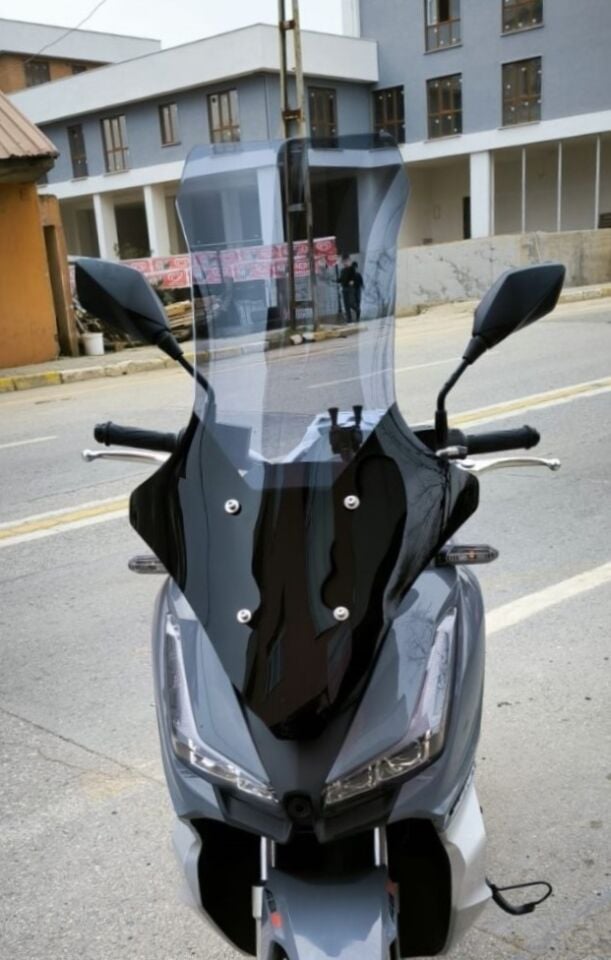 MOTOCAM Volta Revolt RSX7 Ön Cam 2022-2026 Model 78cm Füme Renkli 4mm