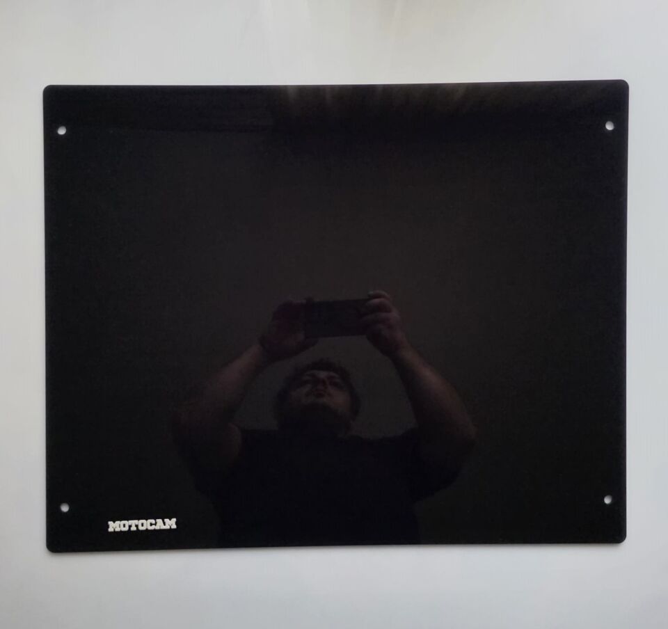 MOTOCAM SFM Ihrara SF 200 Ön Cam 2024-2026 Model 52-65cm Siyah Renkli 4mm APARATSIZDIR