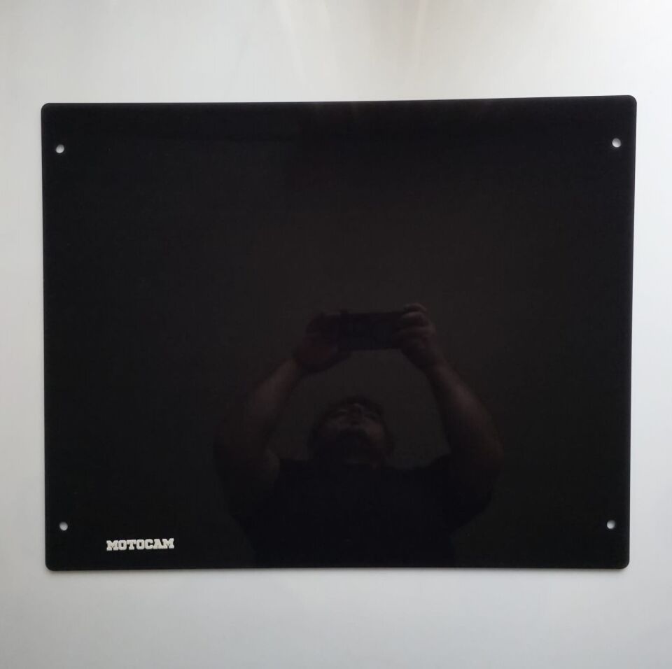 MOTOCAM SFM Ihrara SF 200 Ön Cam 2024-2026 Model 52-65cm Siyah Renkli 4mm APARATSIZDIR