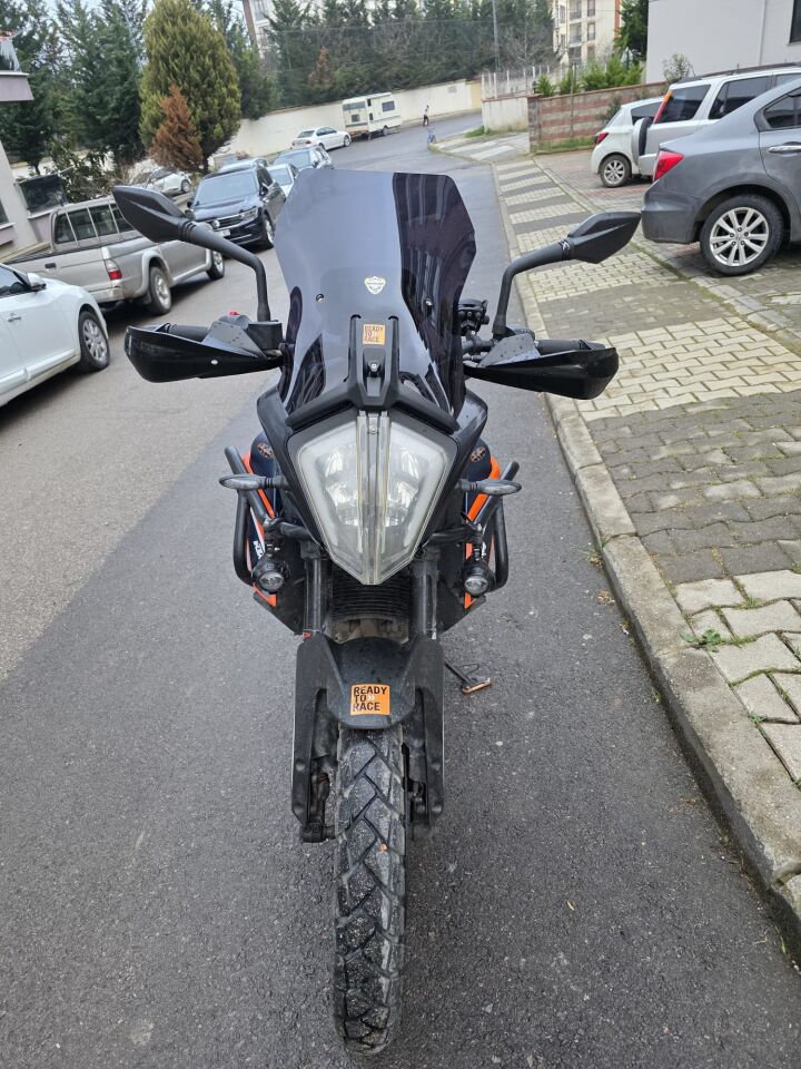 MOTOCAM KTM 390 Adventure Ön Cam 2020-2024 Model 57cm Siyah Renkli APARATSIZDIR