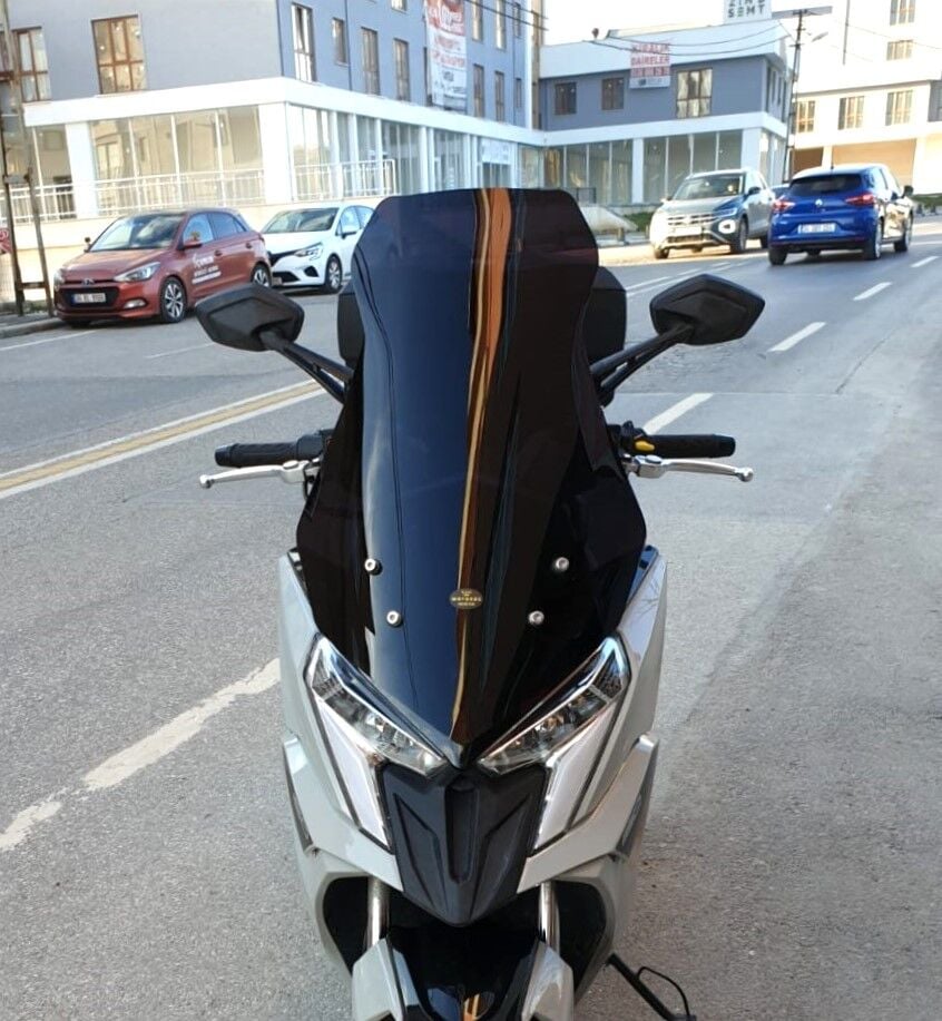 MOTOCAM Kymco Dink R 150 Ön Cam 2023-2026 Model 68cm Siyah Renkli 4mm