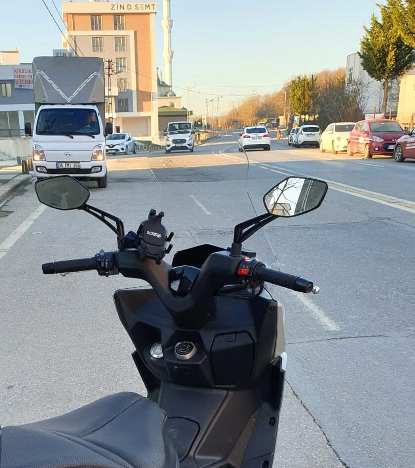 MOTOCAM Kymco Dink R 150 Ön Cam 2023-2026 Model 68cm Şeffaf Renkli 4mm