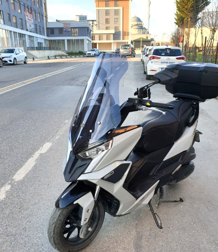 MOTOCAM Kymco Dink R 150 Ön Cam 2023-2026 Model 77cm Füme Renkli 4mm