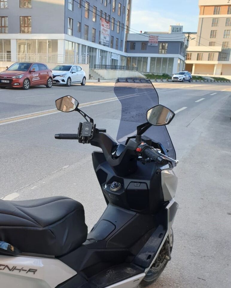 MOTOCAM Kymco Dink R 150 Ön Cam 2023-2026 Model 77cm Füme Renkli 4mm