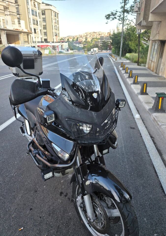 MOTOCAM Honda CBF 1000 Ön Cam 2005-2013 Model 54cm Şeffaf Renkli 4mm