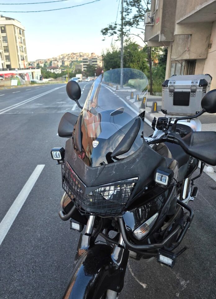 MOTOCAM Honda CBF 1000 Ön Cam 2005-2013 Model 54cm Şeffaf Renkli 4mm