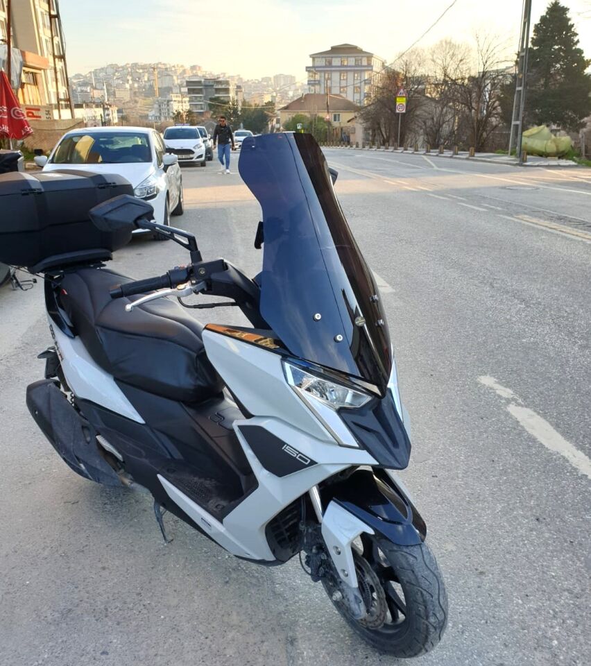 MOTOCAM Kymco Dink R 150 Ön Cam 2023-2026 Model 77cm Siyah Renkli 4mm