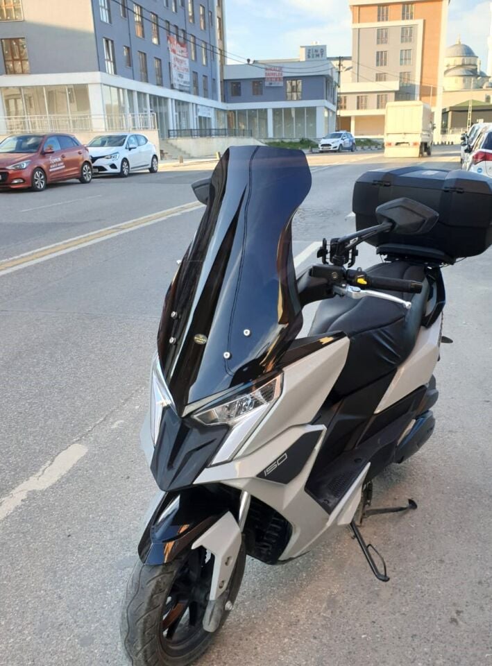 MOTOCAM Kymco Dink R 150 Ön Cam 2023-2026 Model 77cm Siyah Renkli 4mm
