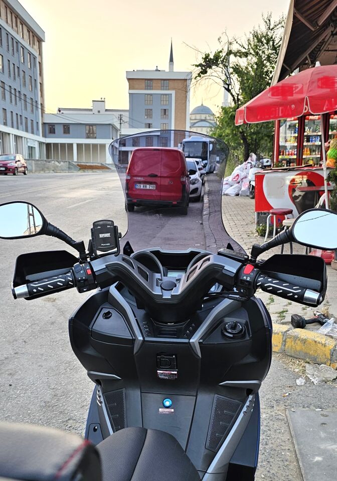 MOTOCAM Arora GT 250 Ön Cam 2023-2026 Model 83cm Füme Renkli 4mm UZUN